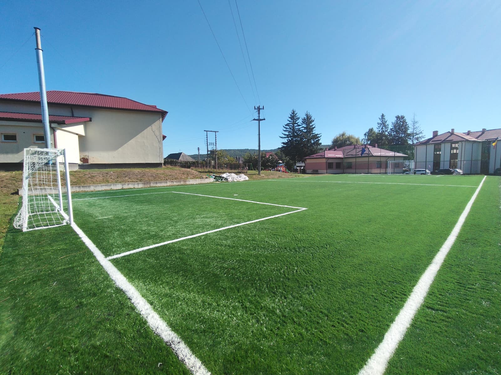 Reabilitare Teren de SPORT cu gazon sintetic pentru fotbal 50mm
