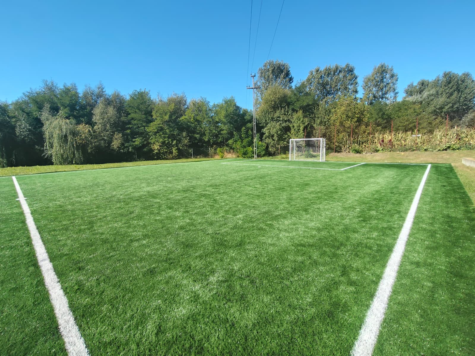 Reabilitare Teren de SPORT cu gazon sintetic pentru fotbal 50mm