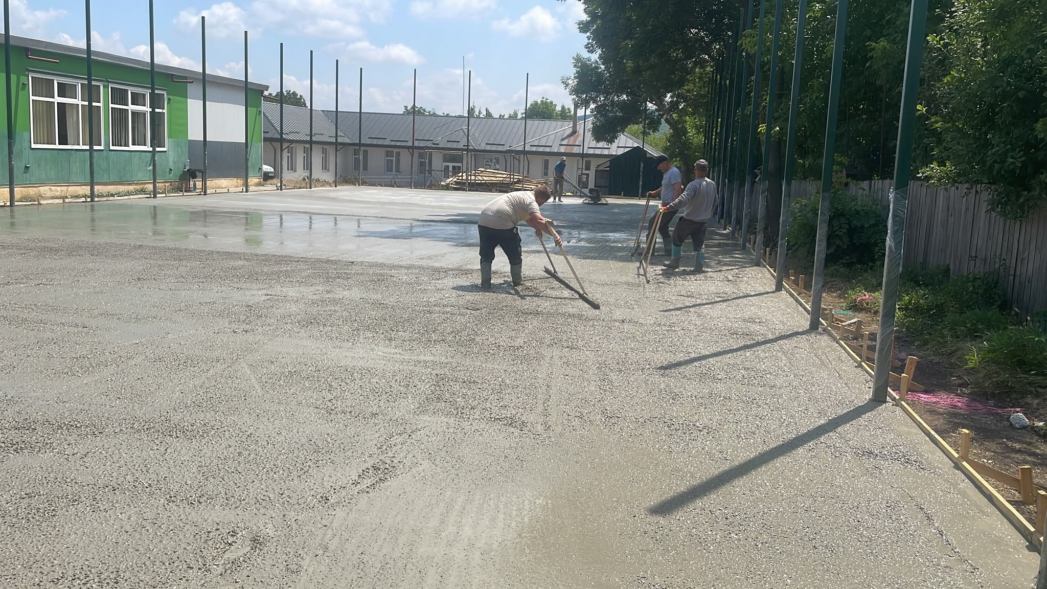 Teren de fotbal cu gazon sintetic de 50mm