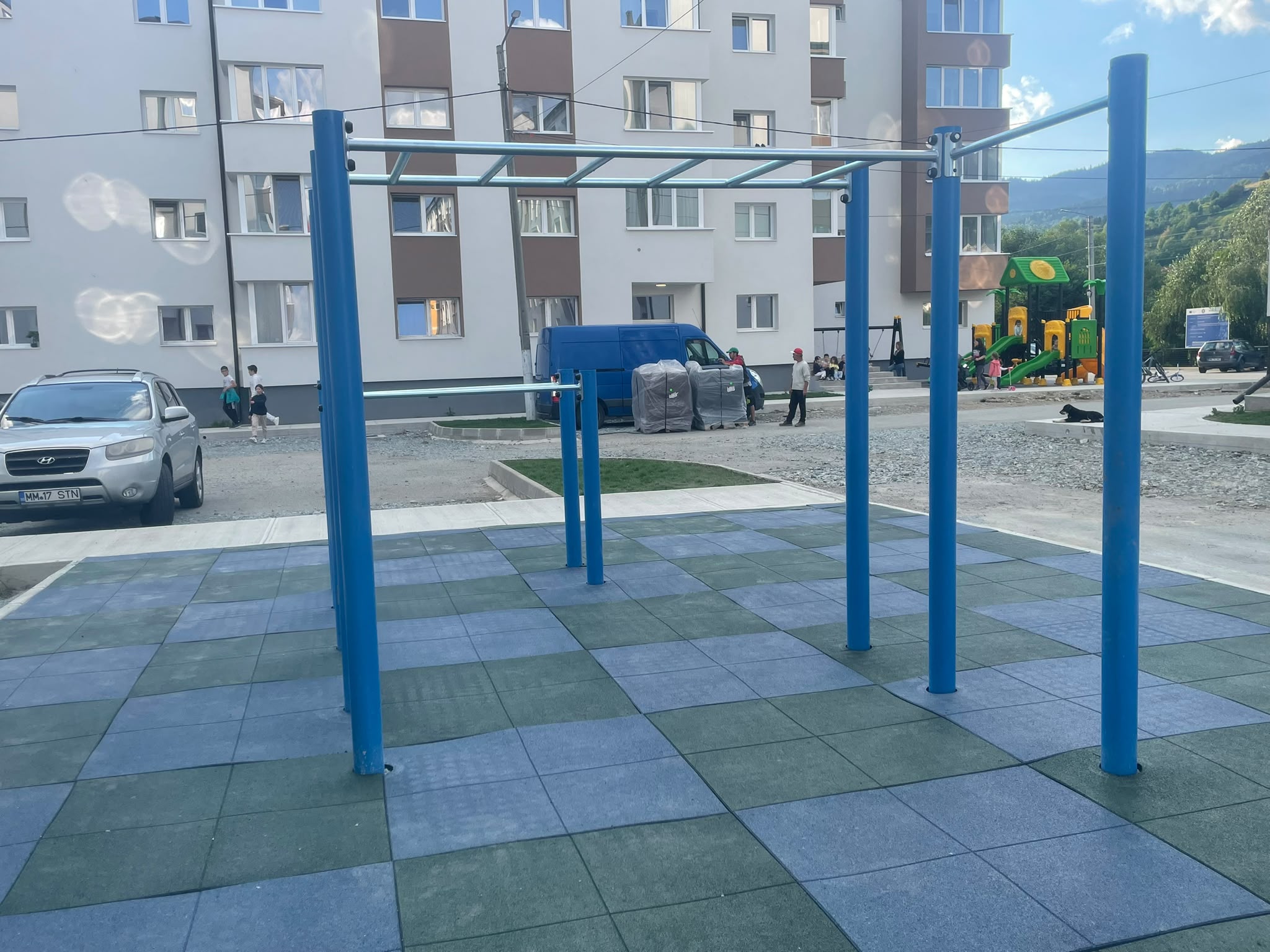 Sistem de bare pentru antrenament tip calisthenics (street workout)