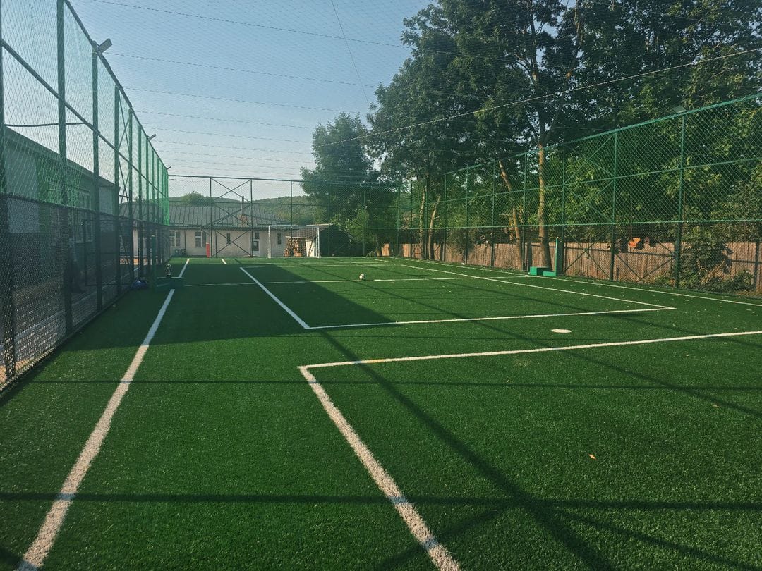 Teren de fotbal cu gazon sintetic de 50mm, Jud. Vaslui, Com. Tacuta